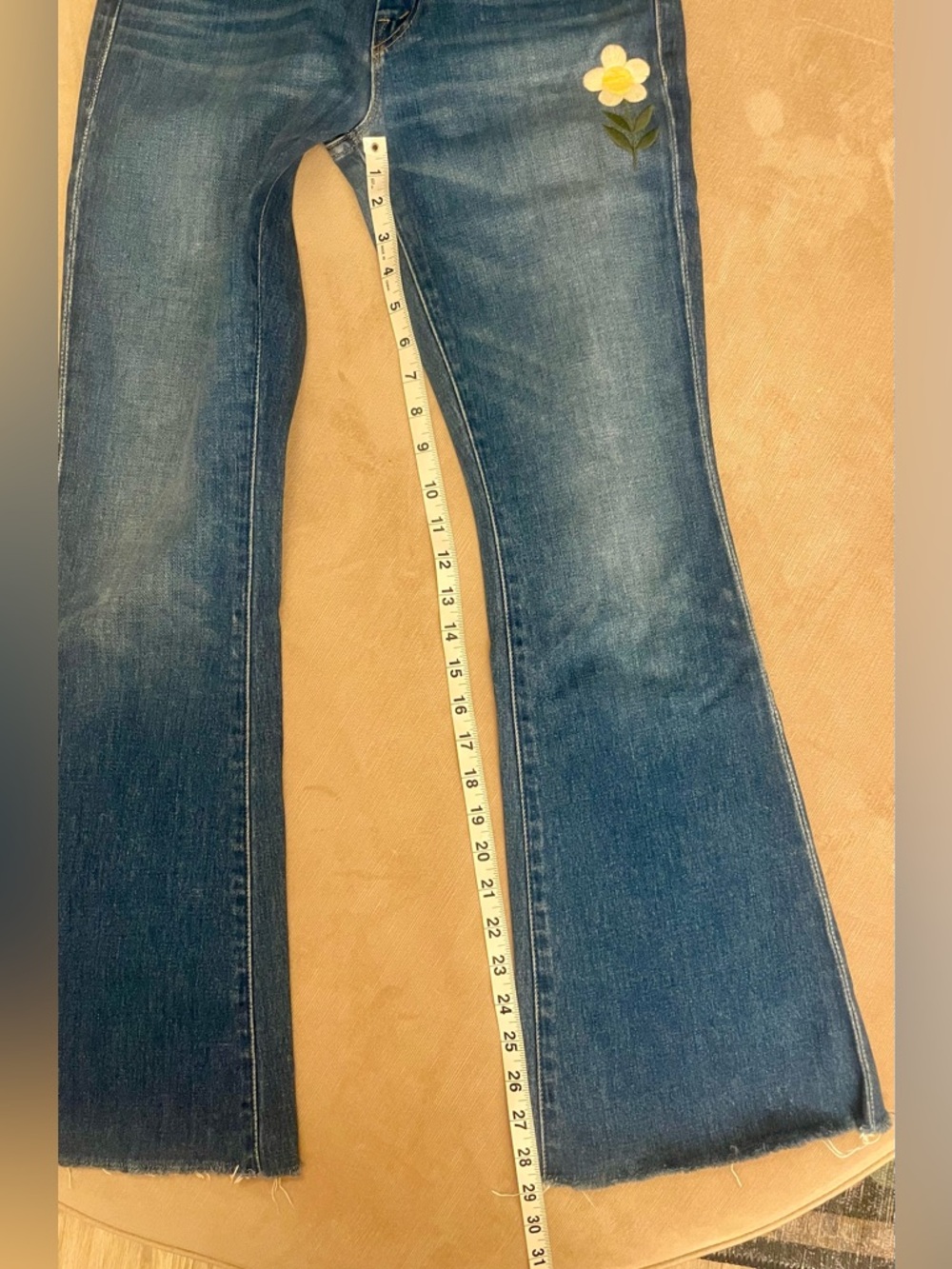 MOTHER The Weekender Fray in Gold Rush Size 27 - Picture 11 of 11